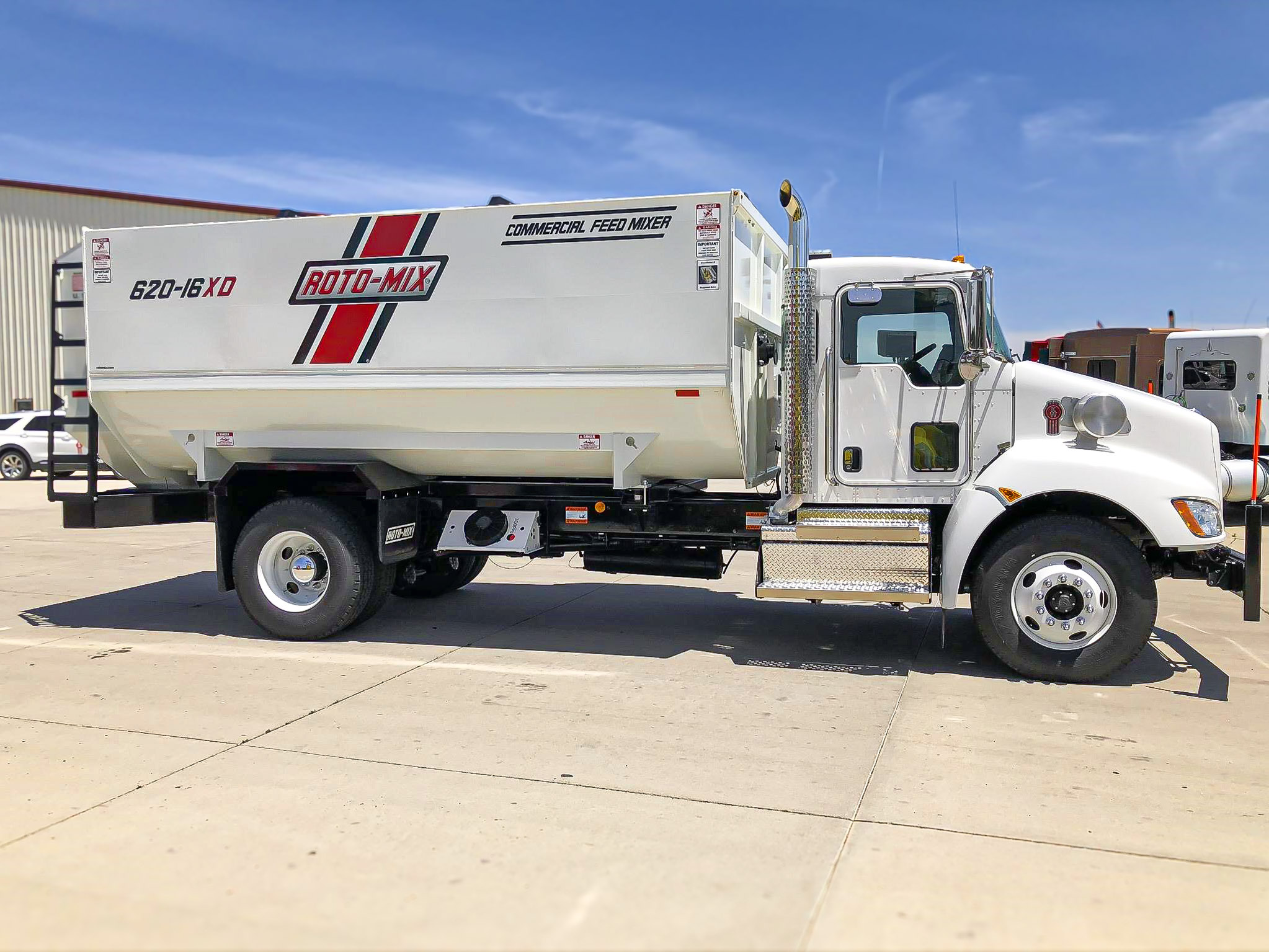 2021 KENWORTH T370 - image 5 of 6