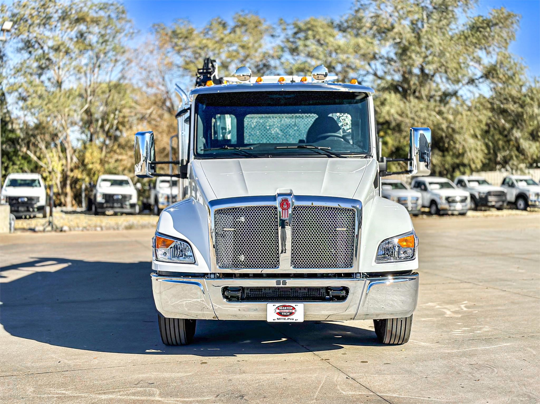 2024 KENWORTH T380 - image 3 of 6