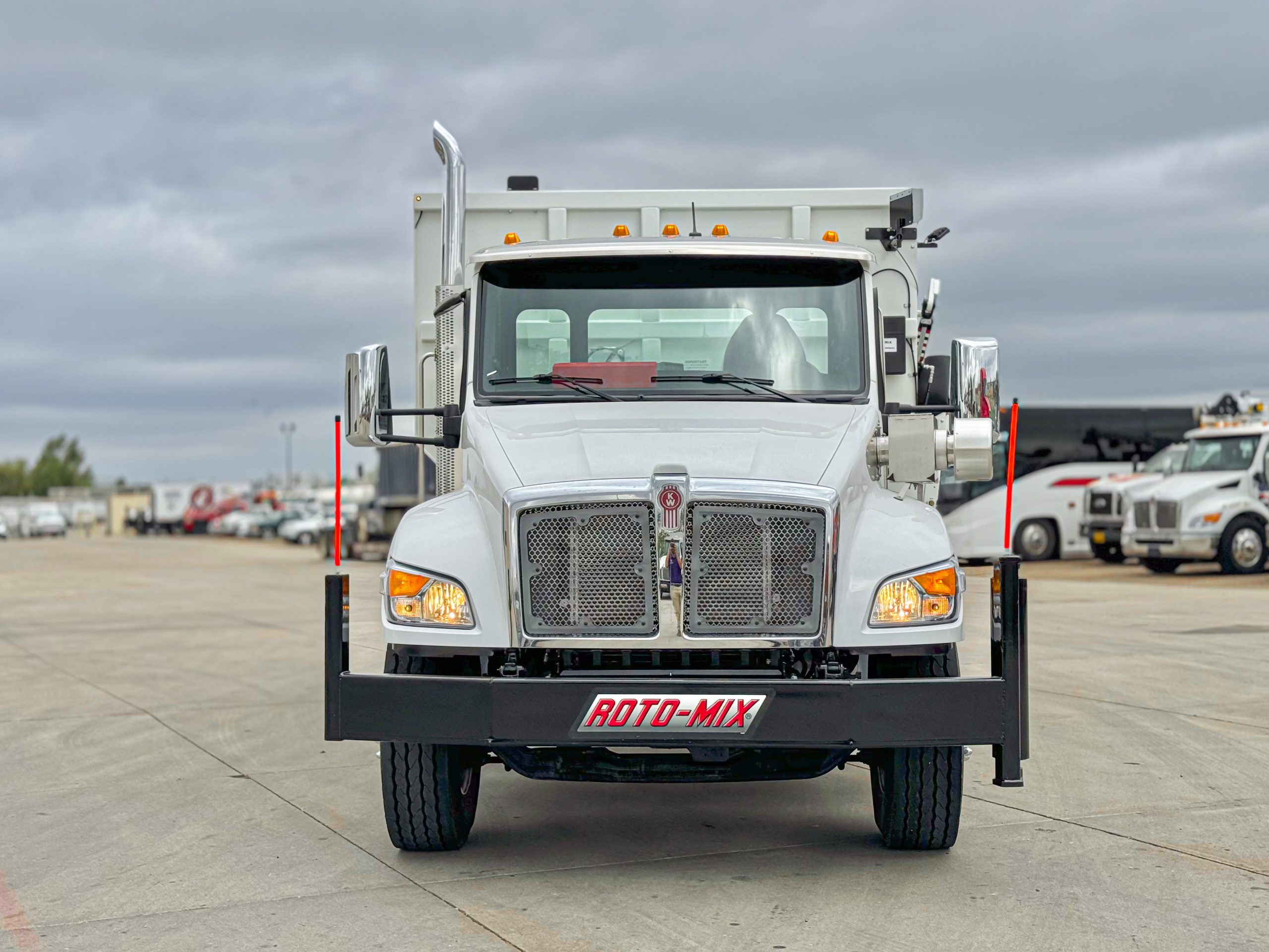 2024 Kenworth T480 - image 5 of 6