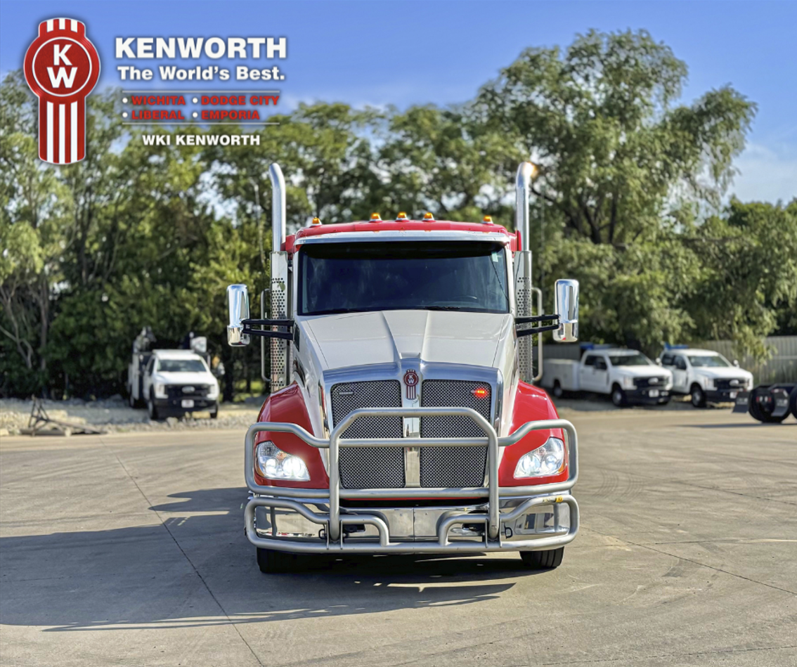 2022 Kenworth T680 - image 5 of 6