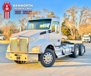 (1) - 621-1015 - 2020 Kenworth T880 Day Cab