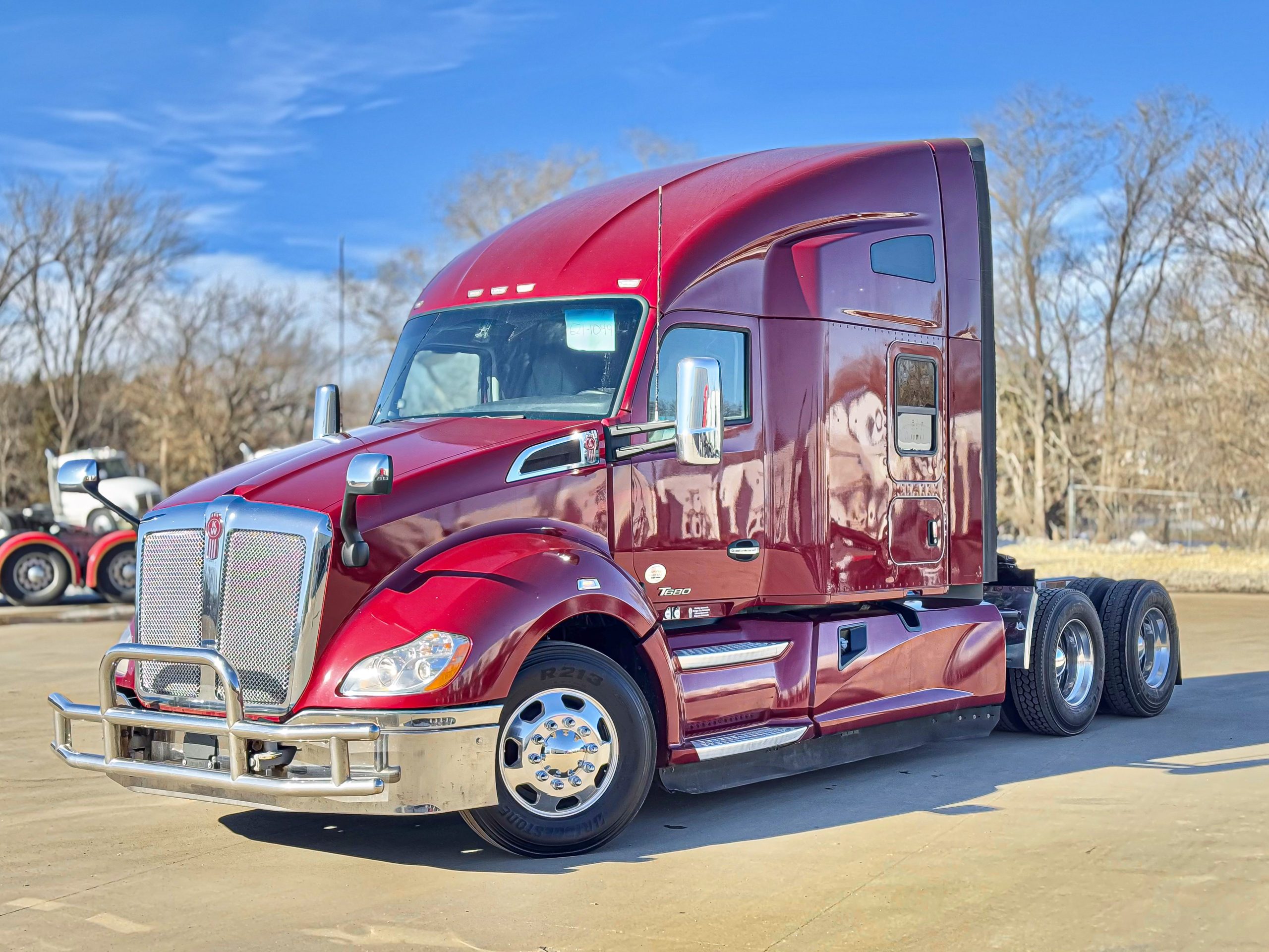 2020 Kenworth T680 - image 2 of 6