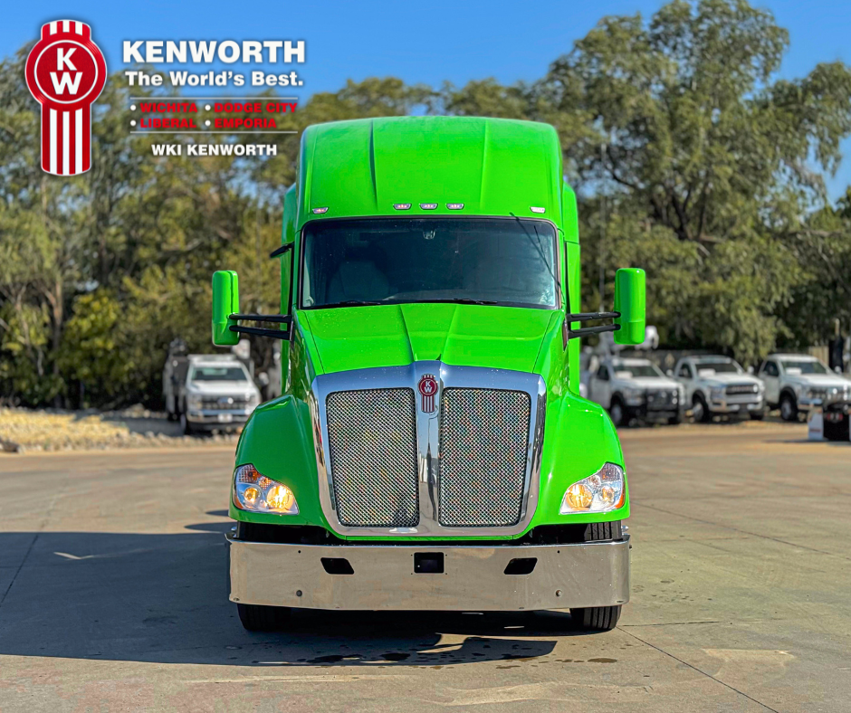 2020 Kenworth T680 - image 2 of 6