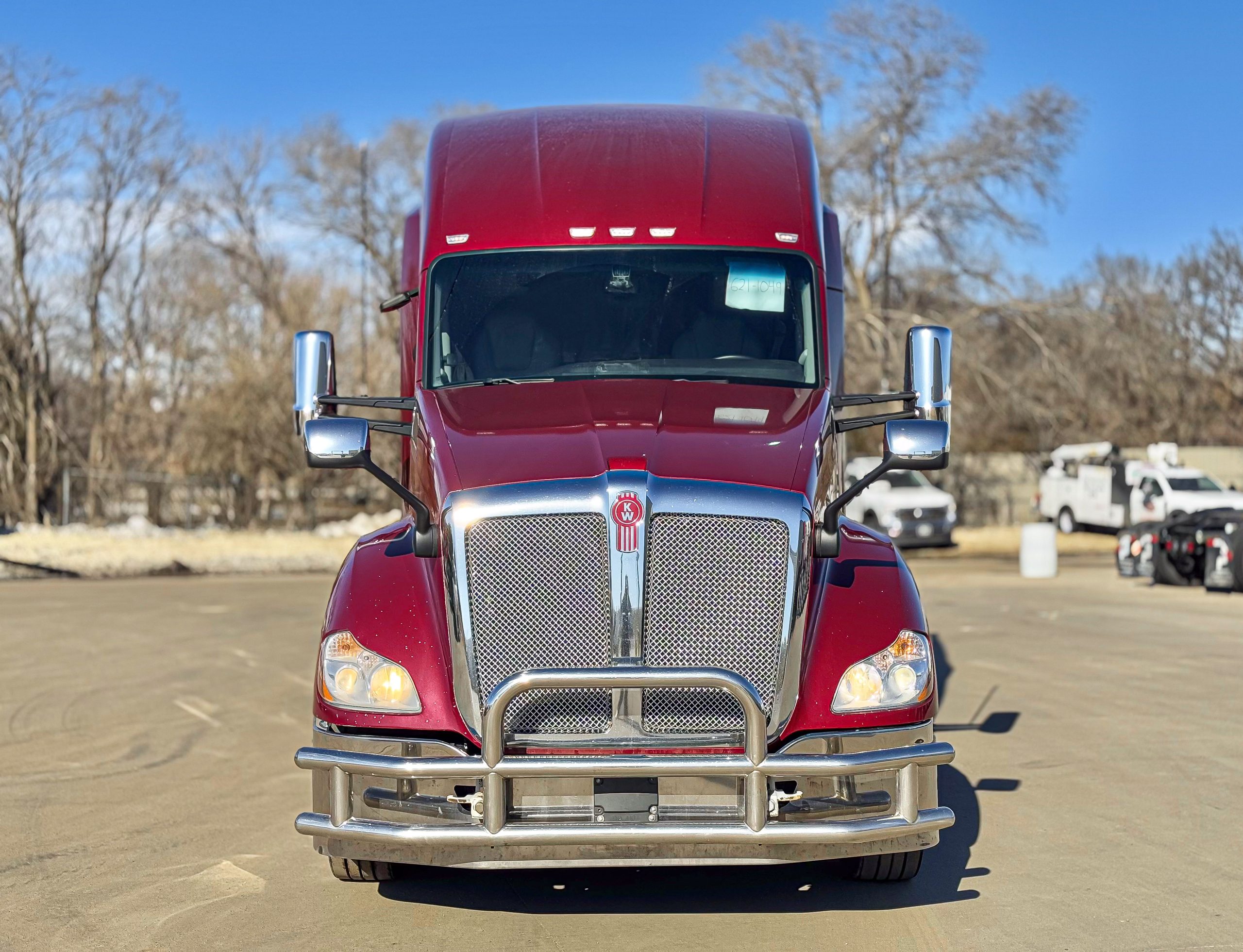 2020 Kenworth T680 - image 3 of 6