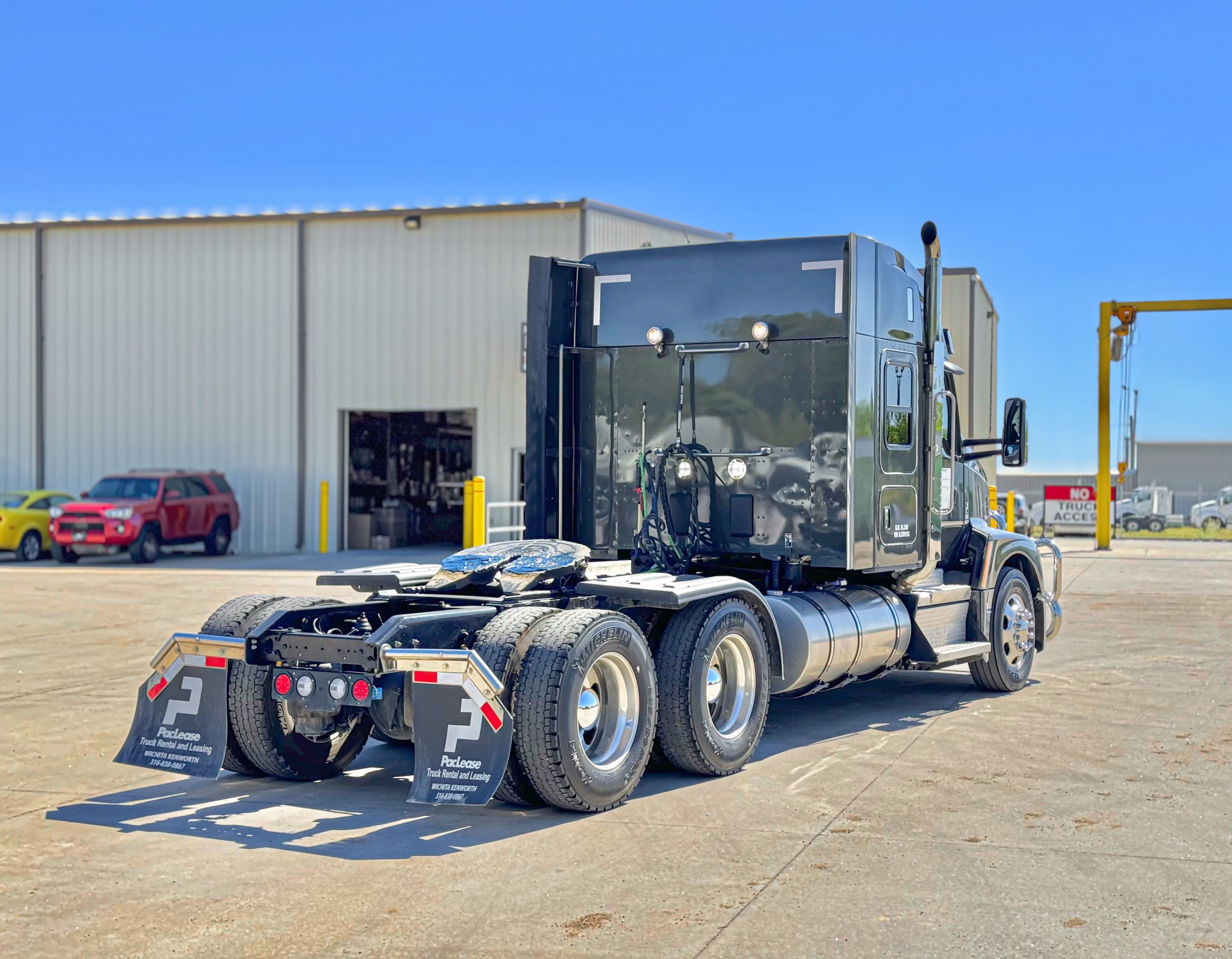 2024 Kenworth T680 - image 5 of 6