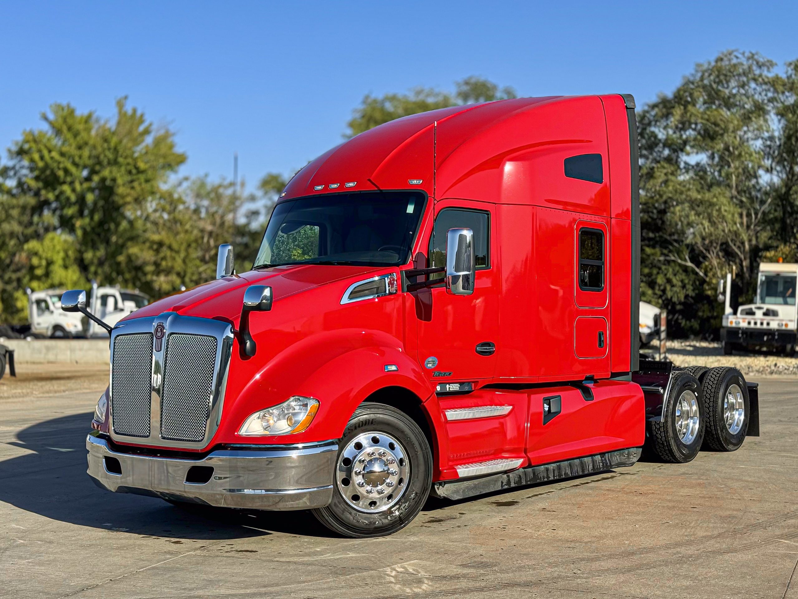 2020 Kenworth T680 - image 2 of 6