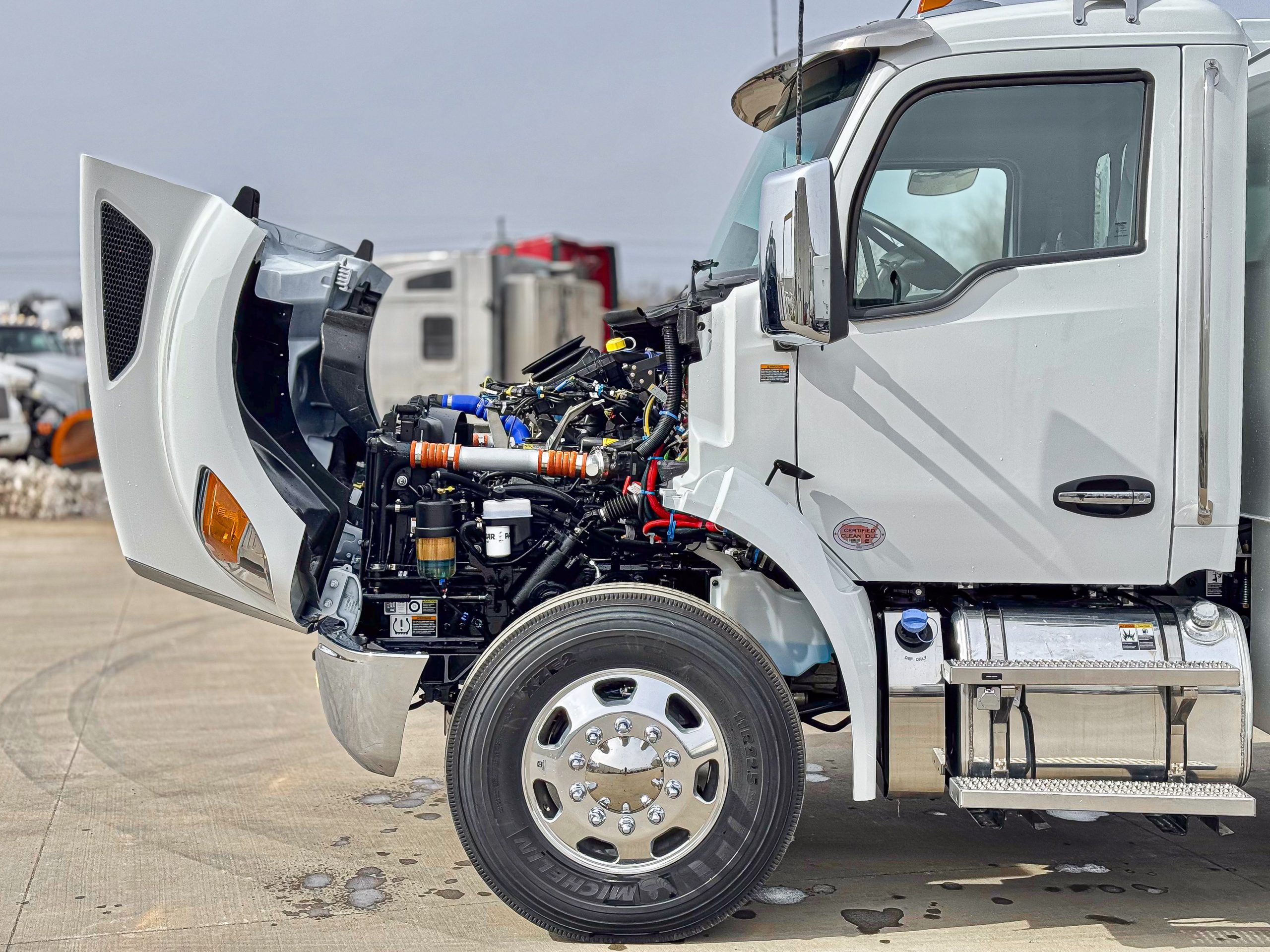 2025 Kenworth T380 - image 6 of 6